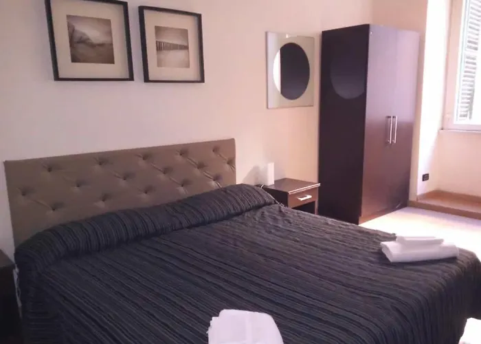 Marvi Hotel